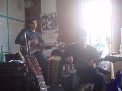 [nodzzz_the_sun_IS_bright.jpg]