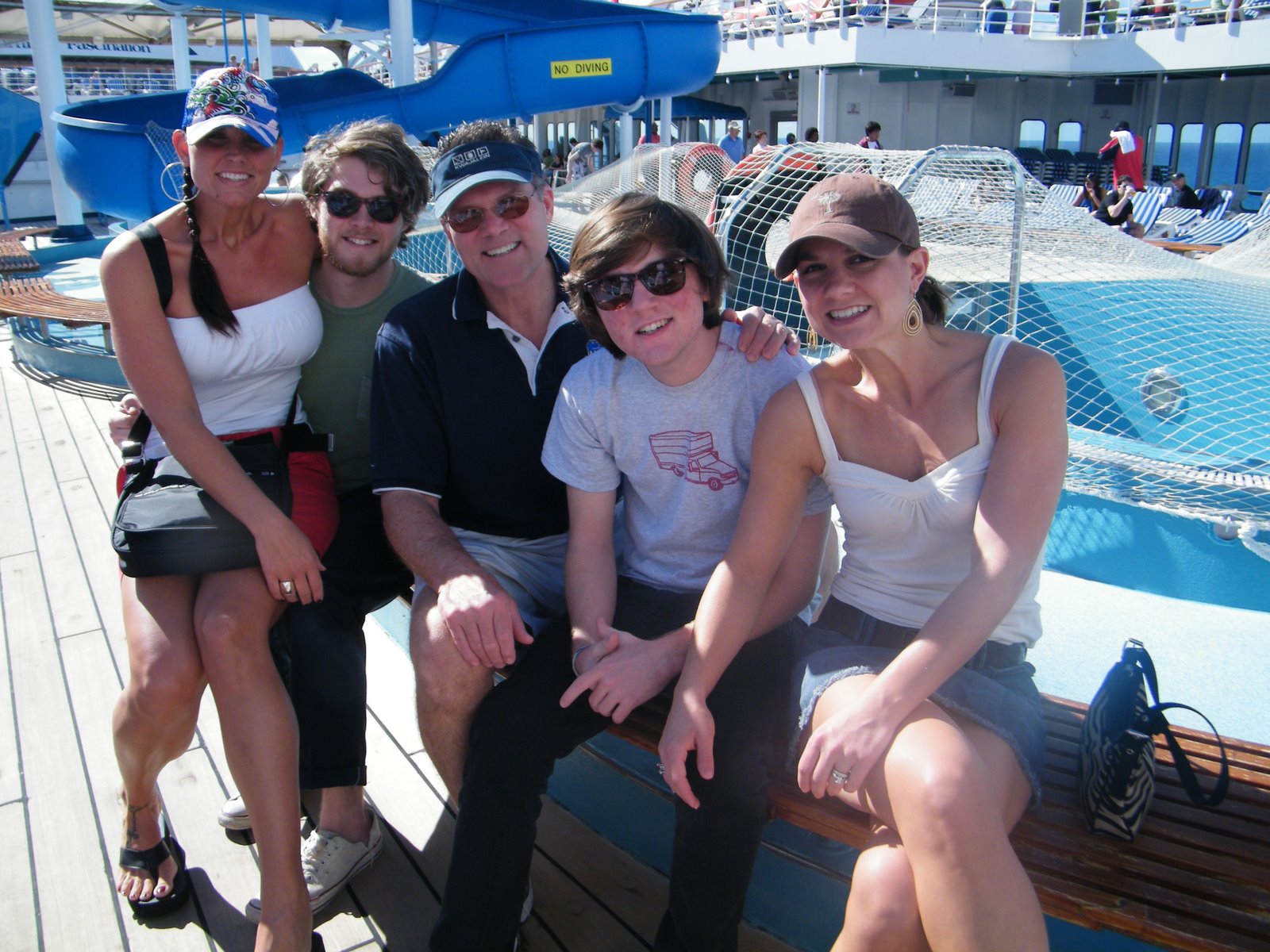 [cruise+pics+034.JPG]