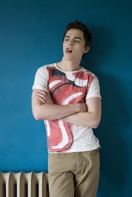 cant help myself but stair at h...