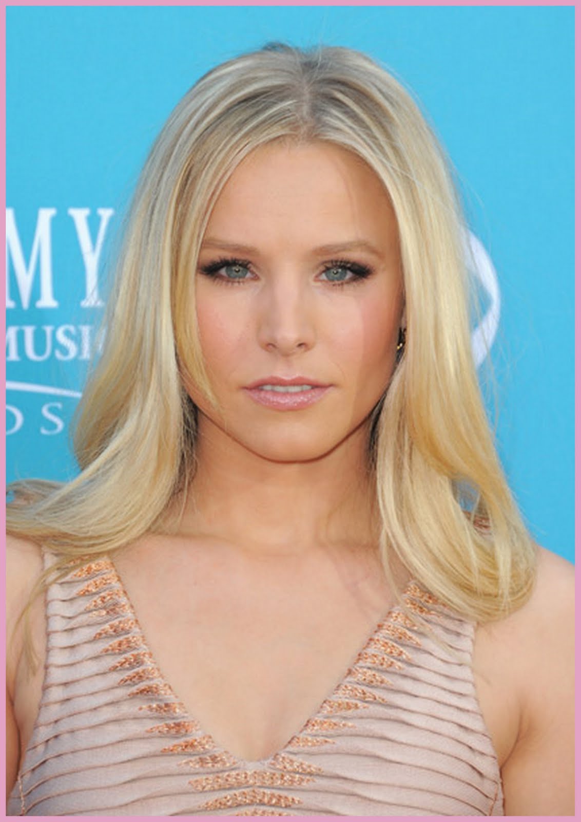 http://1.bp.blogspot.com/_lXTvmMBZrWY/S8zS6j50HVI/AAAAAAAAK88/fUpK7nG2-7U/s1600/kristen_bell.jpg