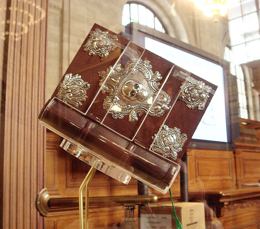 [BeedletheBard4.jpg]