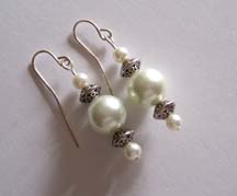 SS  Large & Small Pearl Earrings $20.00