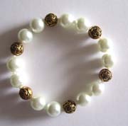 7.5" Large Pearl & Vintage Brass Beads Bracelet $30.00