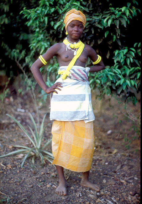 Moiyatu - Bundu initiation at Kenema