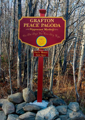 Grafton Peace Pagoda sign