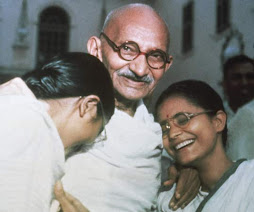 El "Alma Grande" -Mahatma- Gandhi...