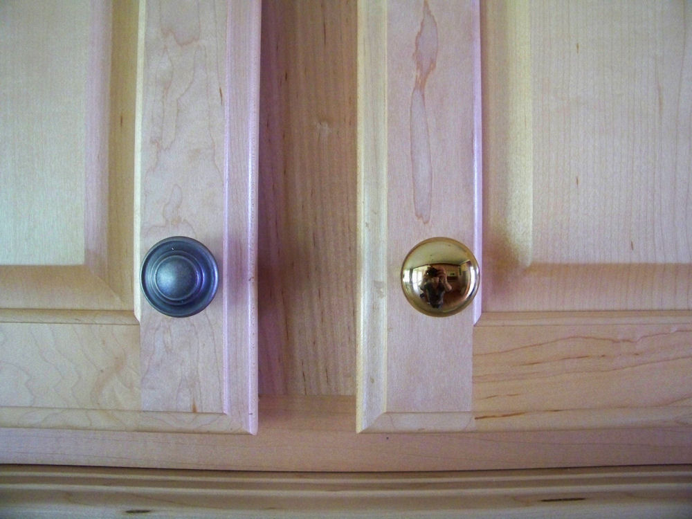 [knobs.jpg]