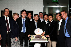 View Dr Vicpearly Wong Pics