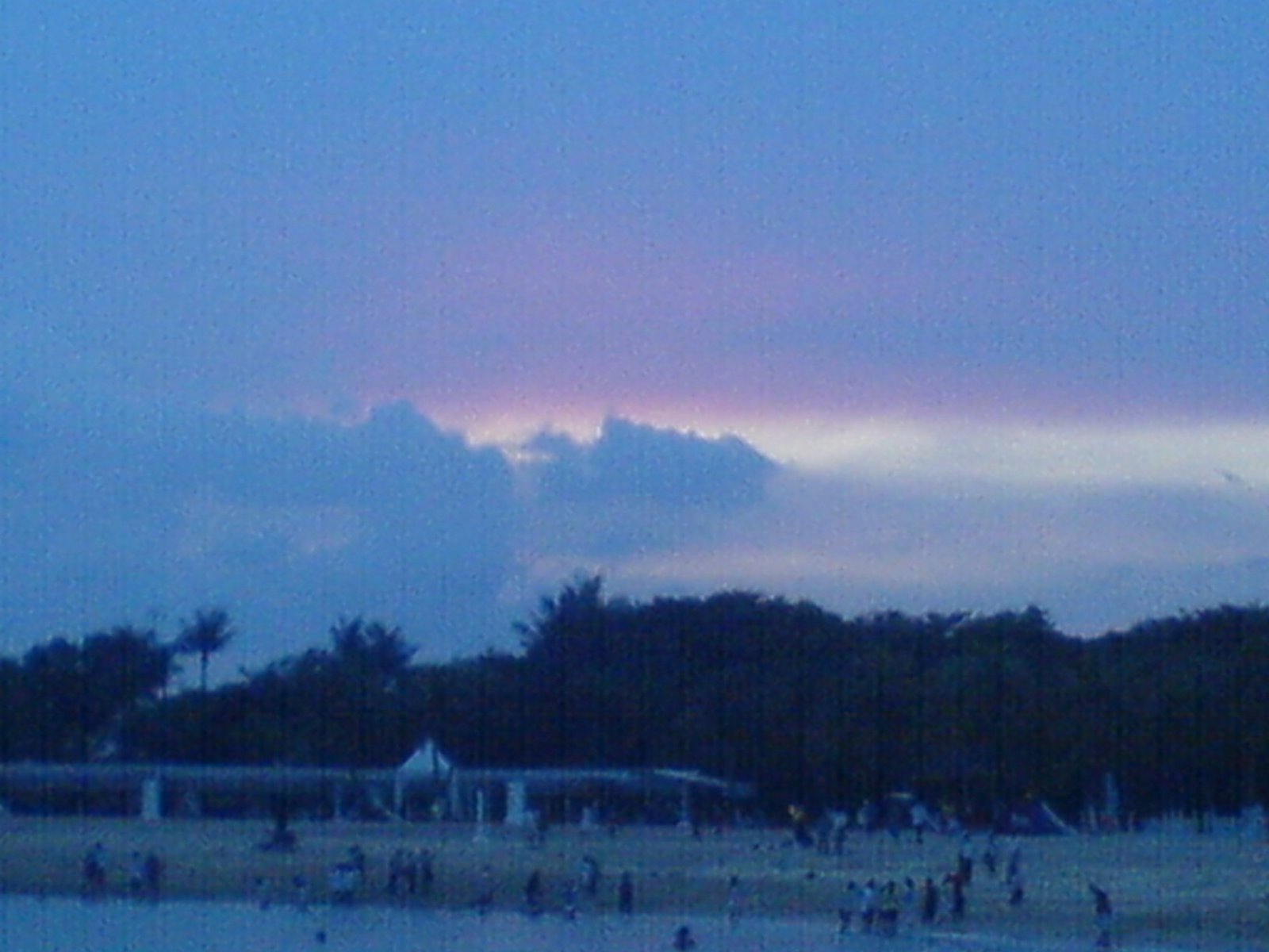 [sunset.JPG]