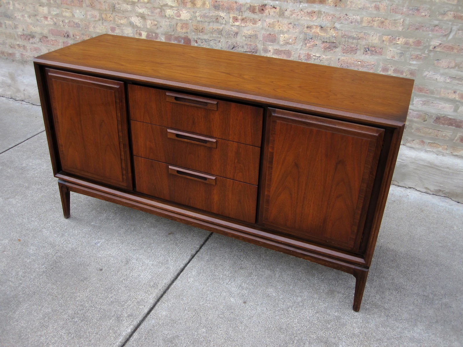 circa midcentury 'mid century' buffet / sideboard