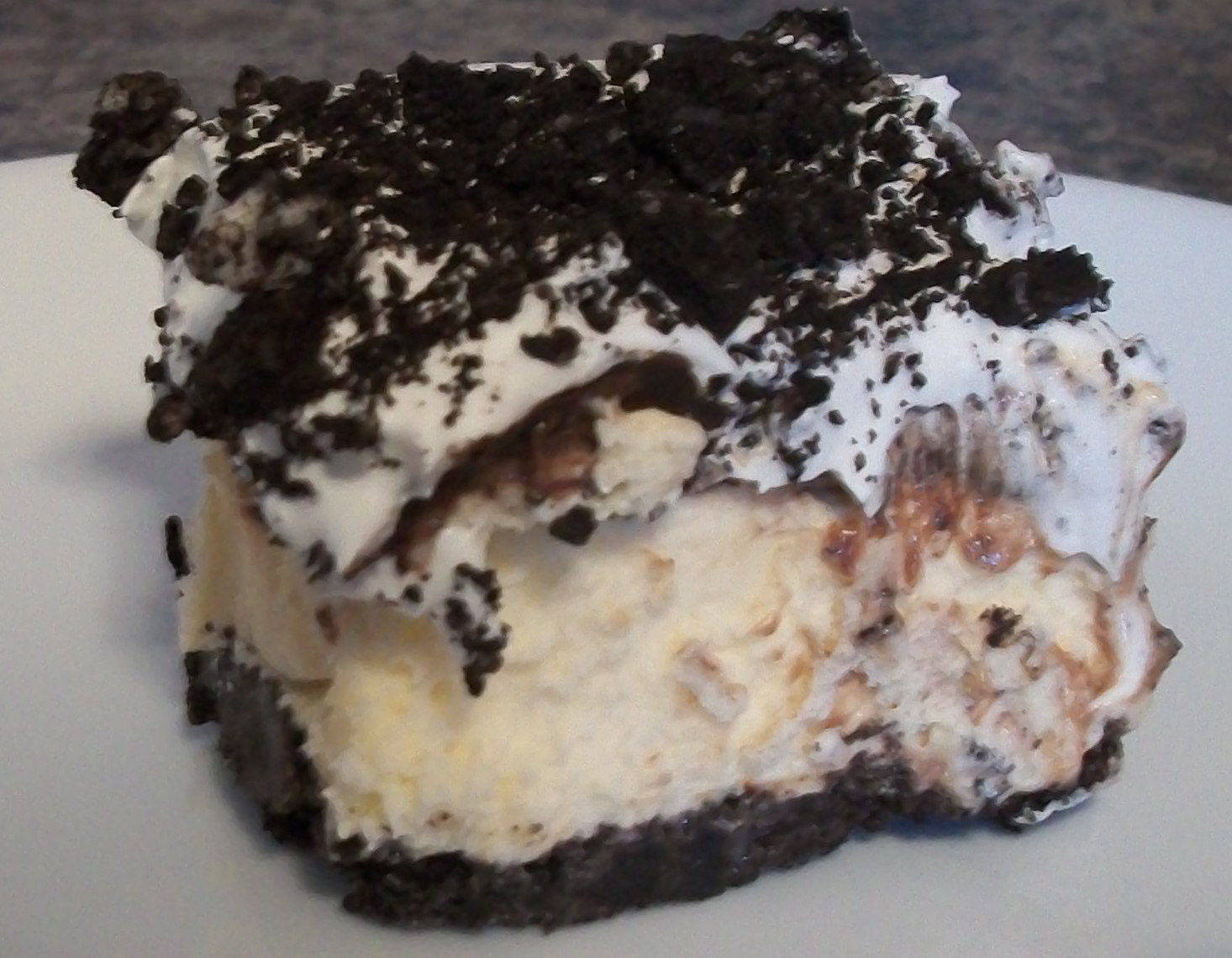 The Farm Girl Recipes: Oreo Ice Cream Cake