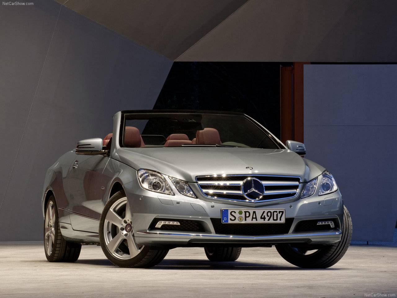 [Mercedes-Benz-E-Class_Cabriolet_2011_1280x960_wallpaper_09.jpg]