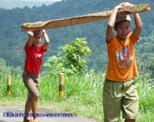 Balinese women