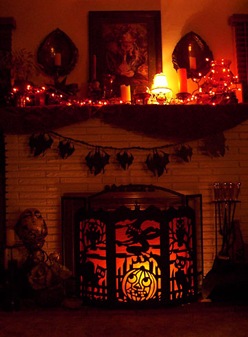 Halloween Fireplace | Halloween Decorations Ideas