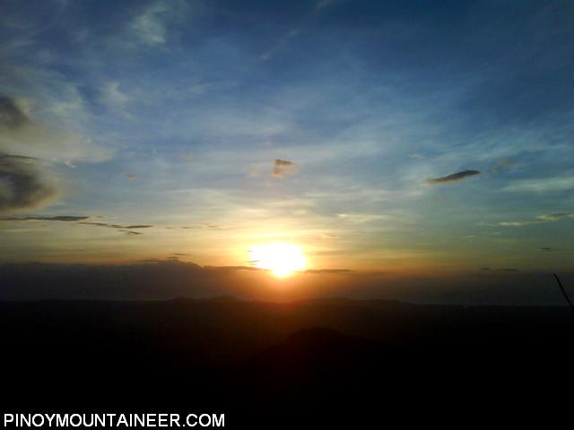 [batulao+sunset.JPG]