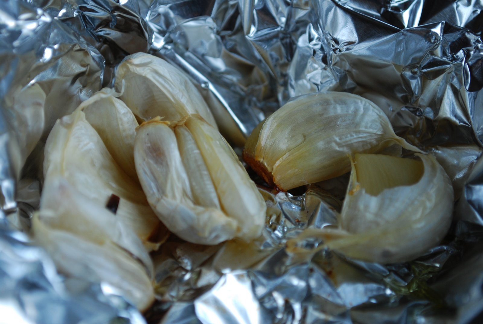 [roasted+garlic.jpg]