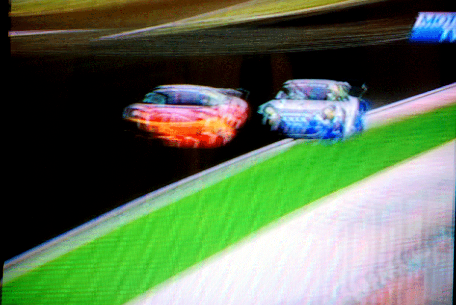 [tracks.009.gif]