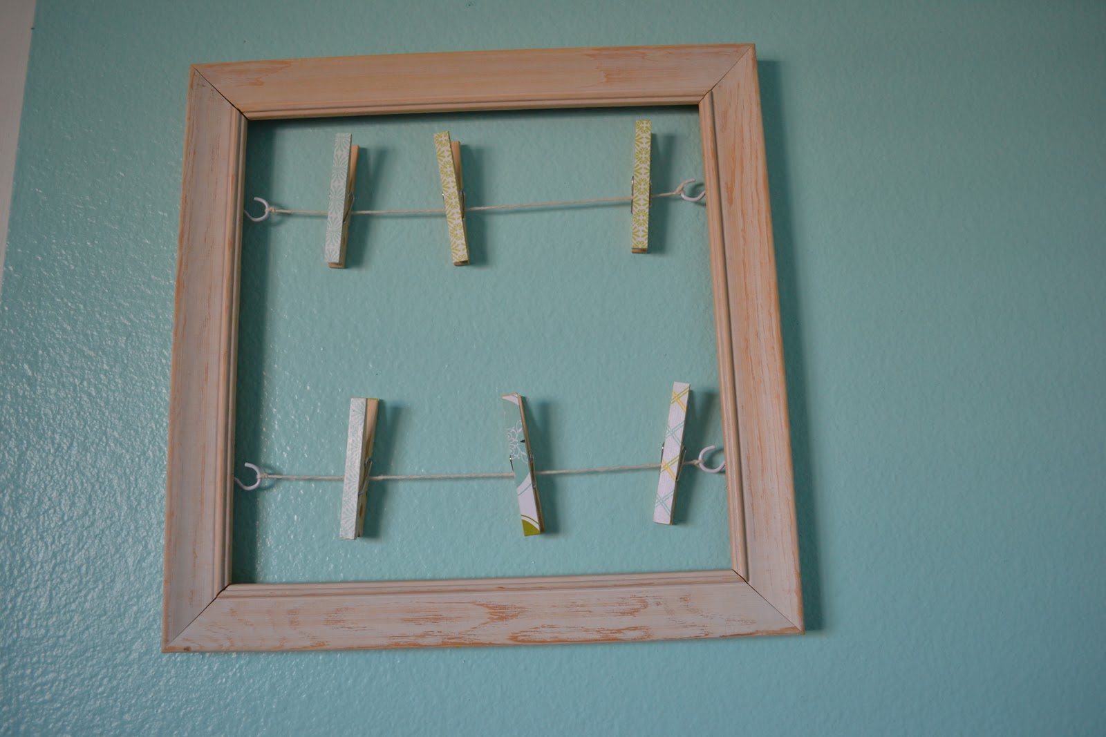 easy peasy lemon squeezy Clothespin Frame