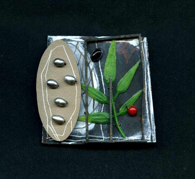 nº 1163, brooch, 2007. silver, nickel silver, plastic, pearl, onyx, choral, acrylic painting.