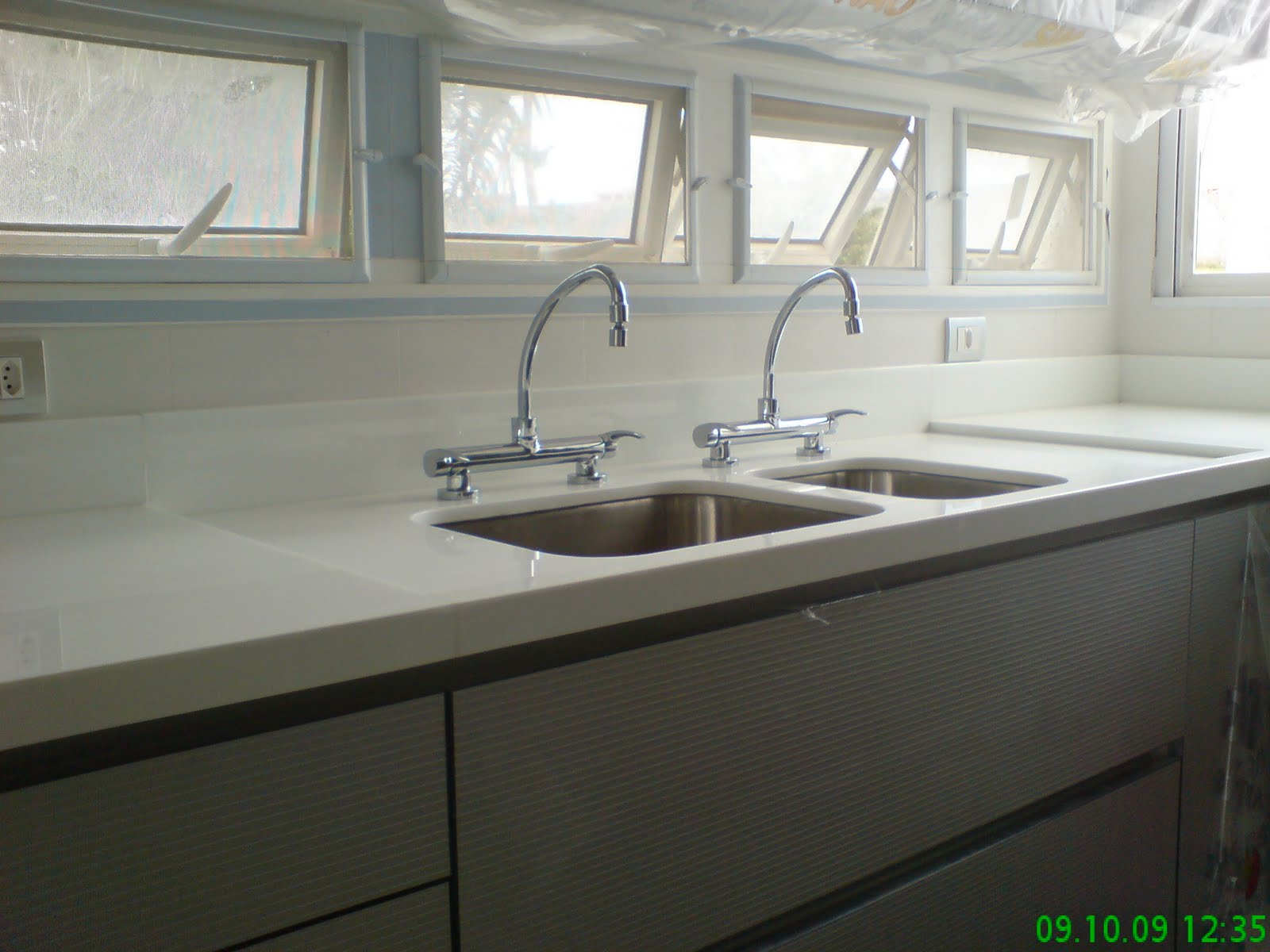 Ângulo Mármores e Granitos Bancada de Cozinha em Nanoglass (Marmoglass) , Cu -> Cuba Banheiro China Ângulo Mármores e Granitos Bancada de Cozinha em Nanoglass (Marmoglass) , Cu -> Cuba Banheiro China