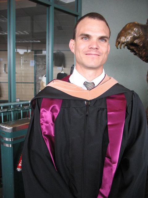 [graduate]
