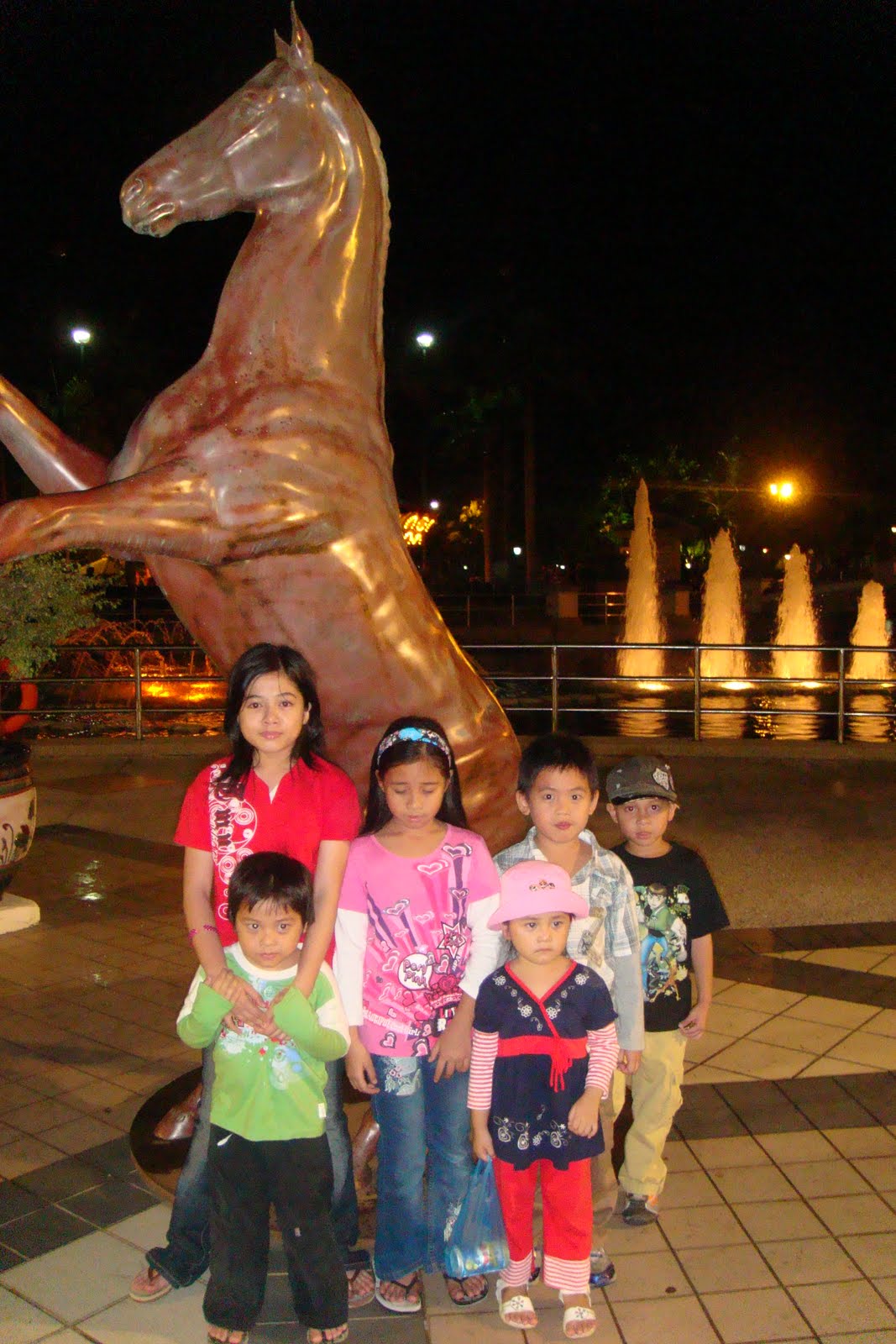 [DSC08900.JPG]