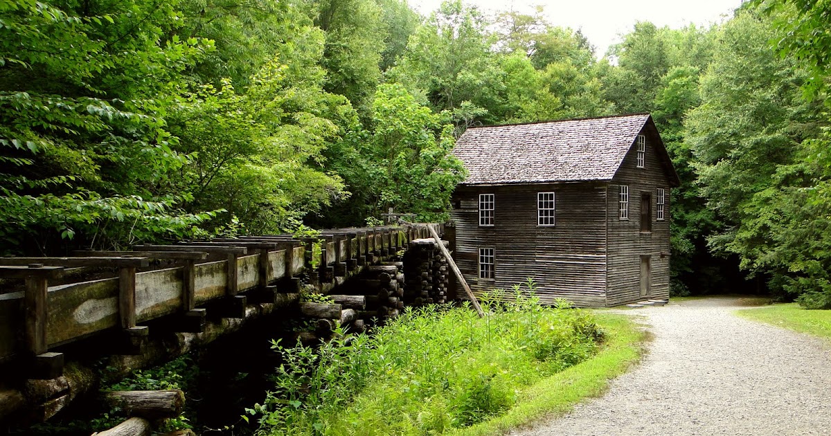 Recollections of a Vagabonde In and Around the Cherokee Indian