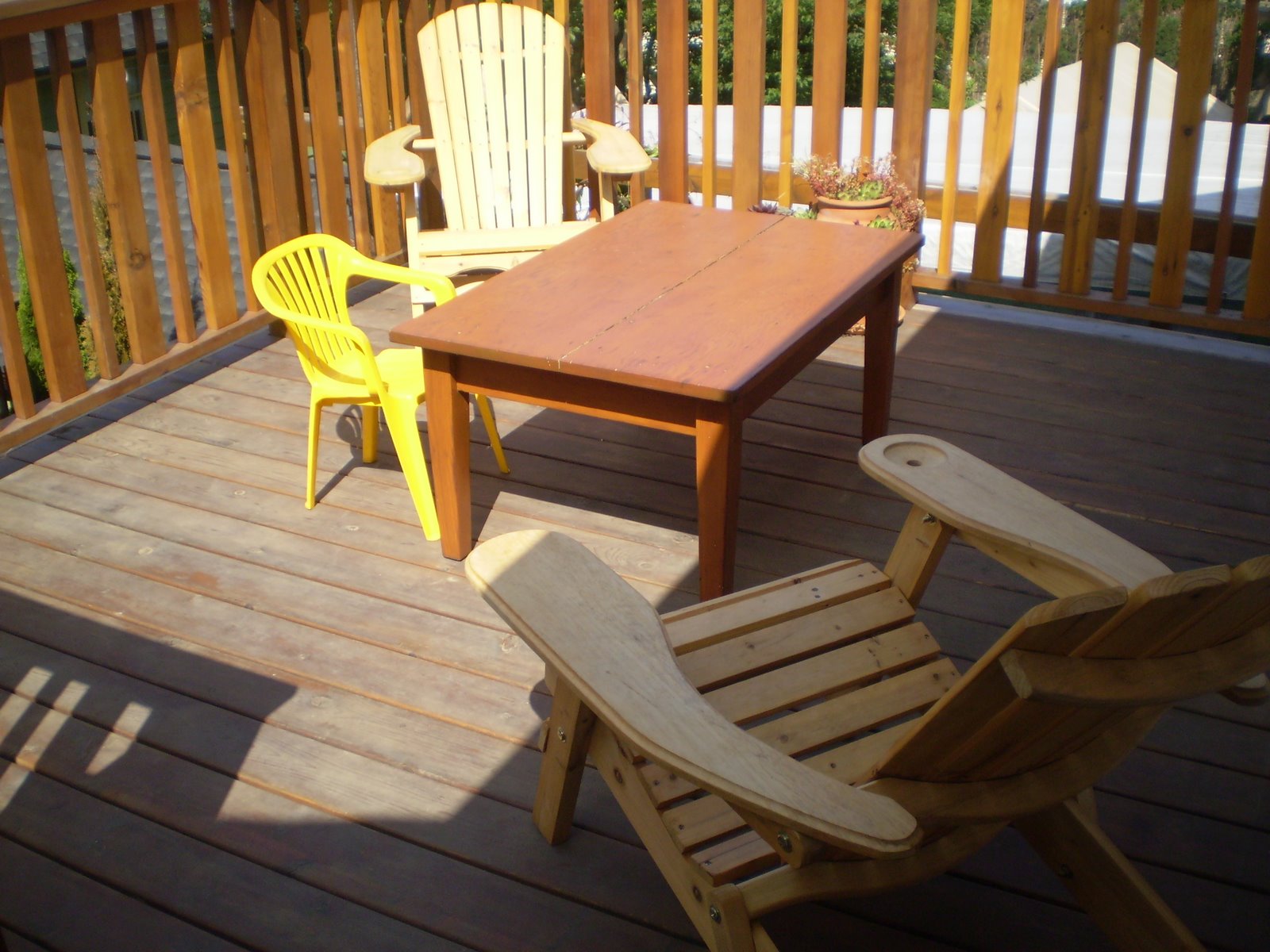 [deckTable.JPG]