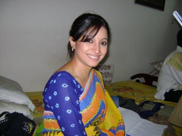 http://1.bp.blogspot.com/_mCQCUdBDa_U/S9_Fjo0p3nI/AAAAAAAAKGg/3uW-PNnZiU0/s1600/nafisa-jahan-bangladeshi-cute-drama-actress.jpg
