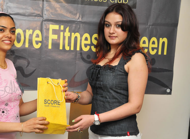 Sonia Agarwal  At Score The Fitness Queen Mrs Chennai  Cute Stills Photoshoot images