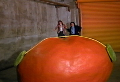 [attack+of+the+killer+tomatoes.jpg]