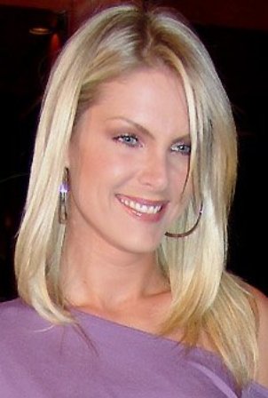[20090312-Ana_Hickmann_.jpg]