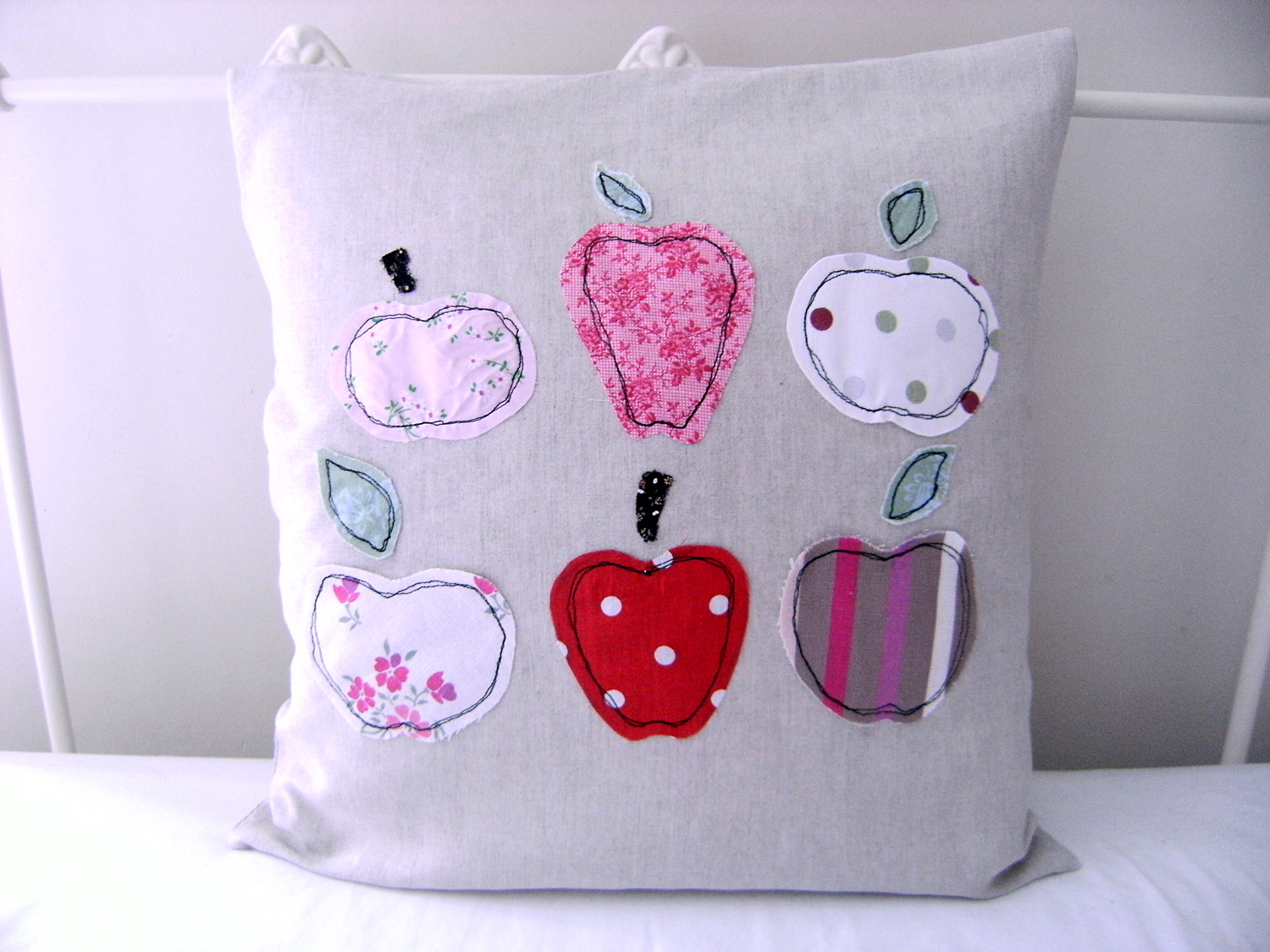 The CraftArty Kid (Old blog) Ideas for embroidery