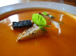 Sunny Tomato and Basil Soup