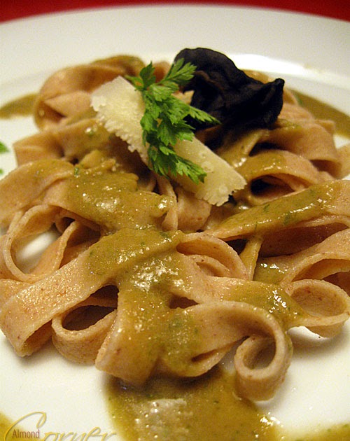 Almond Corner Chestnut Flour Pasta