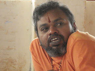 நாளை நடப்பதை இன்று சொன்னவர்கள் - Page 2 Guruji+photo