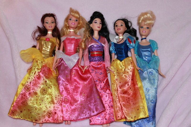 12 disney princess dolls