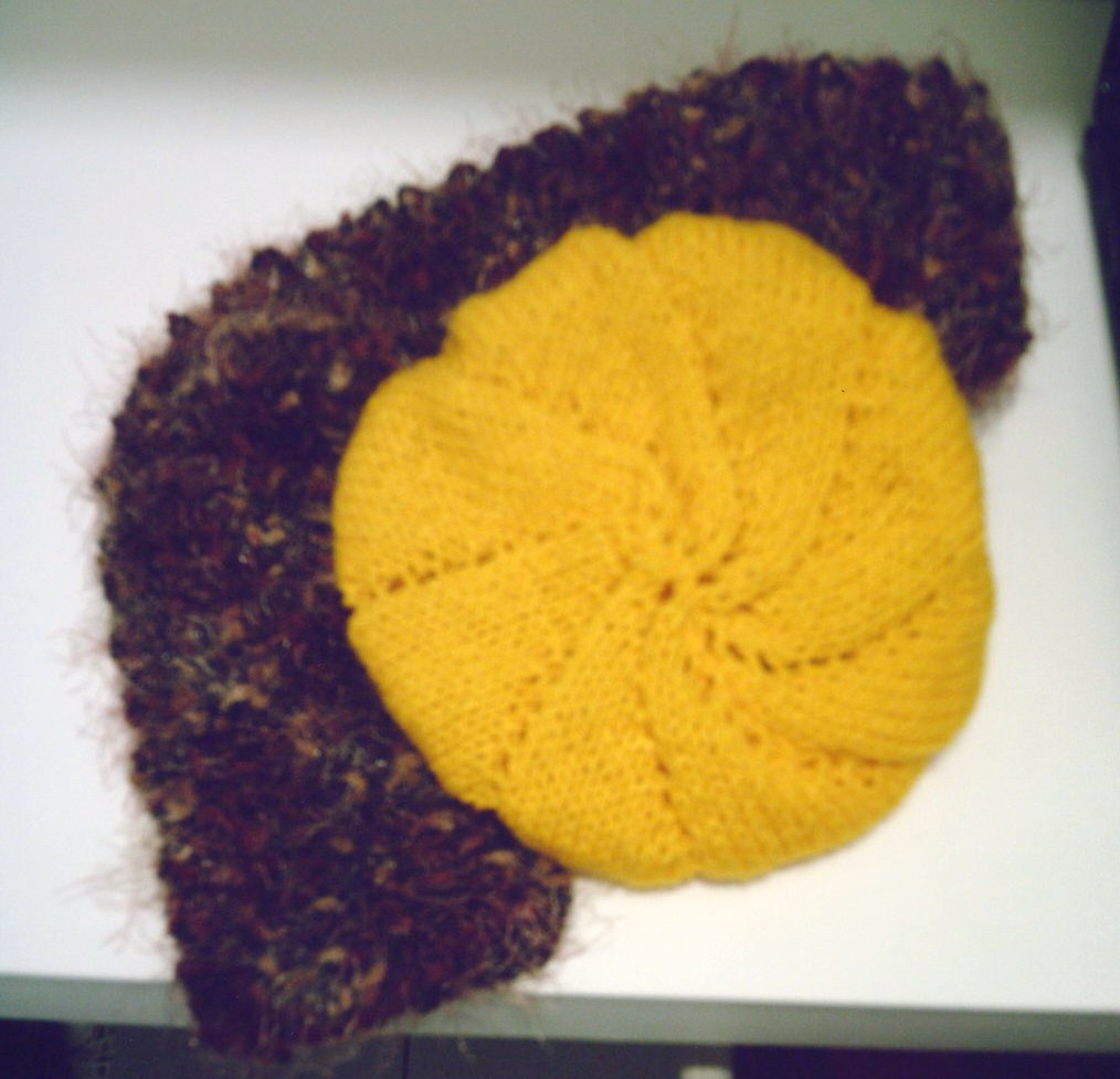 [Cachecol+e+boina..JPG]