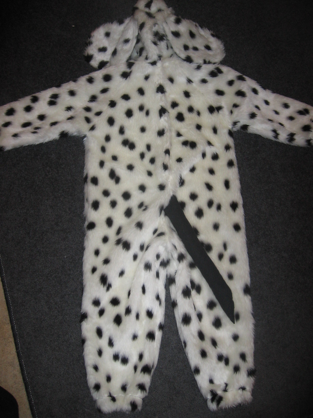 [doggy+suit+003.jpg]