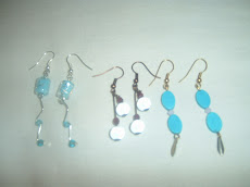 Tres pares de brincos Refª 433  PREÇO: 4,00*