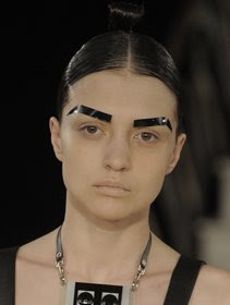 ThisThatBeauty Trend Spotting: Brows