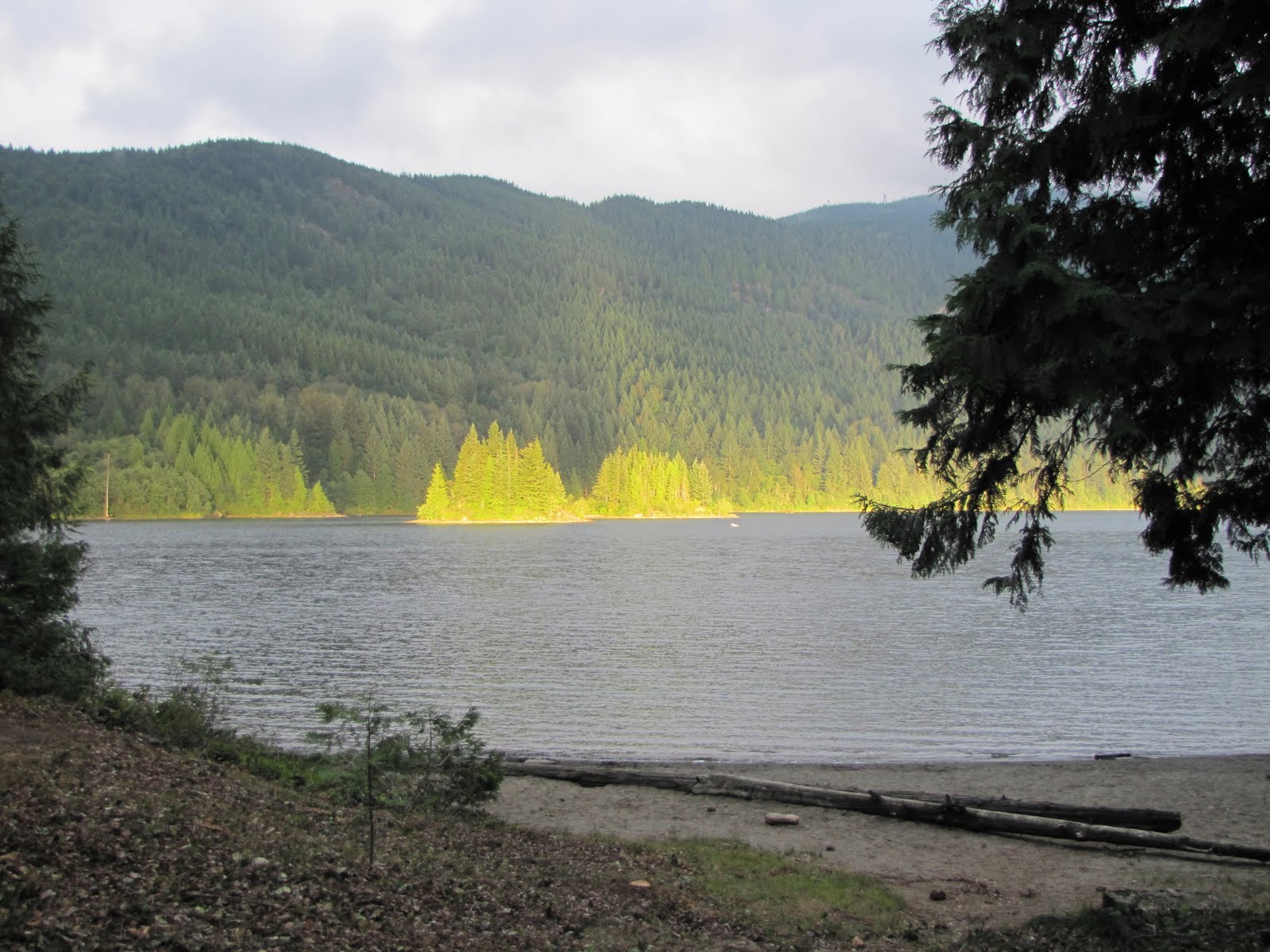 Rendezvous Hicks Lake Picnic