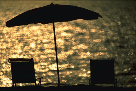 [beach+chairs10.jpg]