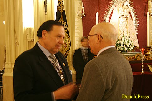 [00-01-sabado11Medallas..jpg]