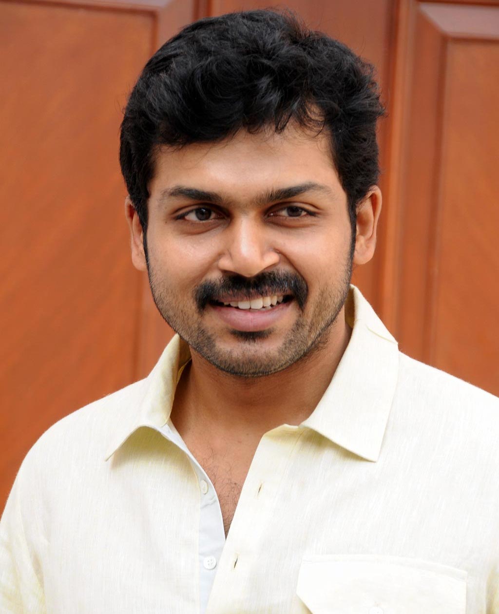 Connect Indya: Karthi Sivakumar Latest Photo Shoot | High resolution