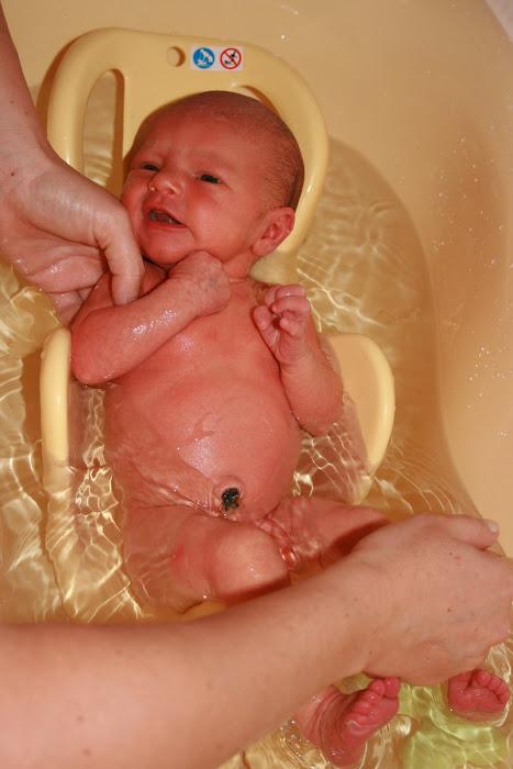 1er bain à la maison