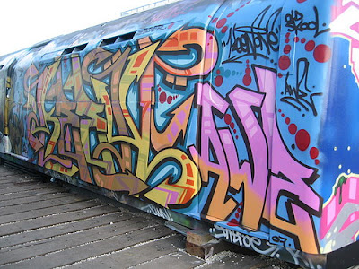 london_train_graffiti_016.jpg