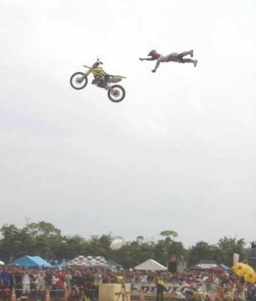[Living-on-the-Edge-22.jpg]