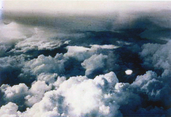 [ufo-pictures-21.jpg]