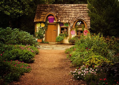 10 Fairy Tale Houses in Real World